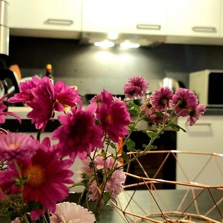 Business Apartment Mit Kuche Fur 1-3 +Netflx+5G Wlan Nahe Der Mhh Im Industrial Design Hannover Buitenkant foto