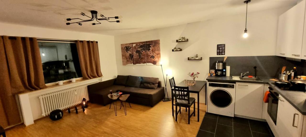 Business Apartment Mit Kuche Fur 1-3 +Netflx+5G Wlan Nahe Der Mhh Im Industrial Design Hannover Buitenkant foto